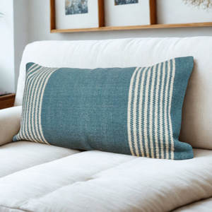 Housse de coussin de canapé tissée durable Lubmar 12x20 sur mesure, tissée à la main, avec rayures bleues pour la décoration intérieure - Product Image 5