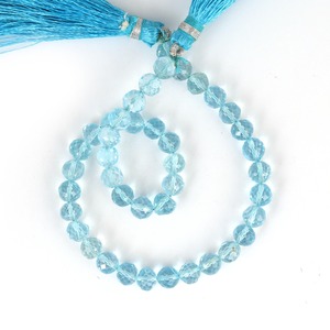 Perles de topaze bleue naturelle, facettées, percées, de haute qualité, perles de pierres précieuses en vrac, marque Gopika, certifiées par une tierce partie - Product Image 1