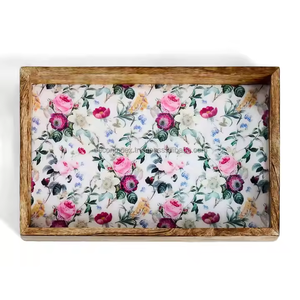 Plateau de service alimentaire décoratif multi-pièces en bois imprimé fait à la main de conception moderne avec poignée en métal - Product Image 1