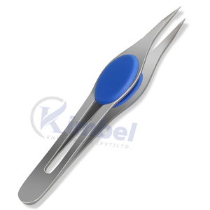 Pinzas para Cejas de Acero Inoxidable con Diseño Ergonómico y Punta Inclinada para Dar Forma y Depilar, con Soporte de Goma - Product Image 4