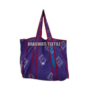 Main indienne bloc imprimé coton réversible matelassé fourre-tout sacs à provisions style géométrique pliant sacs de plage - Product Image 1