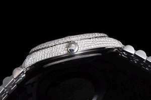 Montre de luxe pour femme, boîtier tonneau, diamants, bracelet en acier inoxydable, affichage analogique de la date, verre saphir, mouvement à quartz, 34 mm - Product Image 4