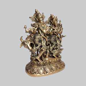 Statue artisanale en laiton de Radha Krishna avec vache et paon, idole traditionnelle du couple divin hindou pour la décoration intérieure et le Vastu - Product Image 2