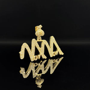 Collar con Colgante de Cubo de Hielo de Diamantes en Aleación Chapada en Oro de Lujo Personalizado - Product Image 1