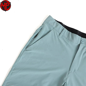 Pantalones Cortos de Golf para Hombre Azul Cielo, Tejido Elástico en 4 Direcciones, Estilo Bermuda con Cierre de Cremallera y Bolsillo, Ropa Casual para Deportes - Product Image 3