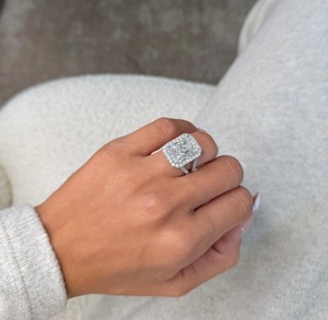 Statement 9.00 Carat Radiant Cut Lab Grown Diamond <b>Ring</b> - Pavé Halo & Pavé <b>Split</b> Shank – IGI Certified - 18k White Gold - Product Image 1