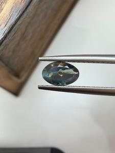 Alexandrite Pierre précieuse en vrac, taille ovale, bleu-vert, facettée, pierre à changement de couleur, pour collectionneur de joaillerie fine, bague et pendentif personnalisés - Product Image 1