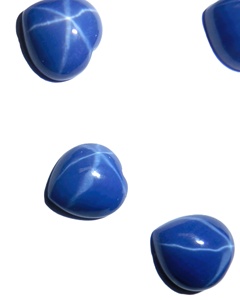 Saphir bleu étoilé en forme de cœur 10x10 mm 4,5 carats, cabochon poli créé en laboratoire avec effet étoile à 6 branches pour la fabrication de bijoux - Product Image 5