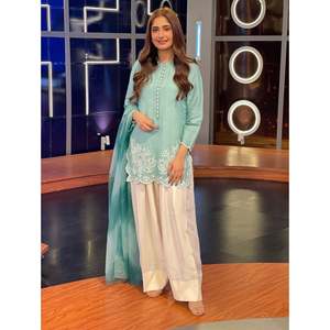 Conjunto de Top, Pantalón y Dupatta para Mujer de Diseñador con Elegante Bordado - Product Image 2