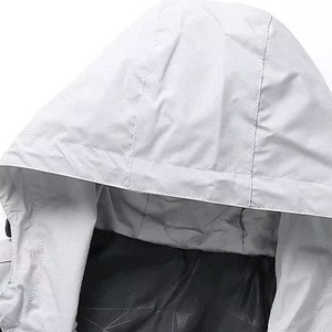 Chaqueta Ligera Unisex Gris Claro, Delgada, Suave, Transpirable, con Capucha, Cierre de Cremallera y Bolsillos Laterales para Actividades al Aire Libre en Primavera, Tallas Grandes - Product Image 2
