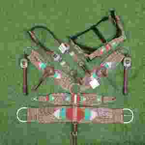 Conjunto de cabezada y pechera de mohair beige turquesa rojizo, 32 pulgadas de longitud frontal, colores personalizables, hecho a mano con cuero argentino. - Product Image 1