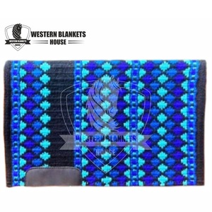 Manta Western Clásica para Caballo con Funda, 42x34 Pulgadas, Forro de Lana, Protección para Caballos, Alta Calidad - Product Image 4