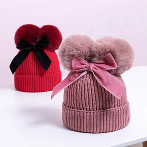 Gorro de Invierno Cálido para Bebés y Niños Pequeños, Forrado de Algodón, con Lazo de Terciopelo, Gorro de Lana Tejida con Doble Pompón - Product Image 2