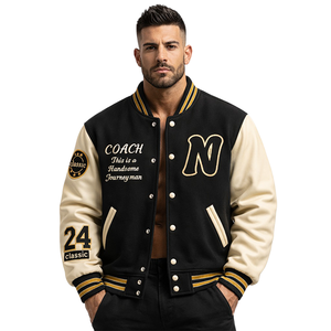 Blouson universitaire tendance noir et crème avec lettres personnalisées et écussons brodés - Unisexe, style Letterman pour la mode - Product Image 1