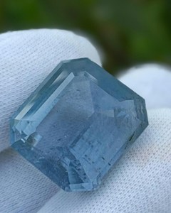 Paraiba <b>Colour</b> Natural Hiddenite Bluish Green Spodumene Premium Loose Stone IGI Certified <b>Cushion</b> Cut Light Limited Offer - Product Image 5