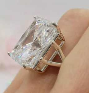 Anillo Solitario de Moissanita Brillante de 5 Quilates con Corte Radiante, Plata de Ley 925 Original, Regalo de Aniversario o Boda para Fiestas, Joyería - Product Image 3