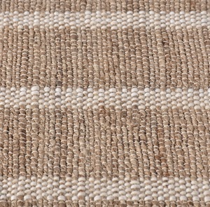 Tapis d'appoint en jute tissé à la main, tapis plat rayé style bohème pour salon de ferme et décoration intérieure éco-responsable - Product Image 5