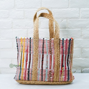 Sac fourre-tout en jute tissé artisanal pour femme, motif lettres, style bohème croisé, ouverture supérieure, bandoulière, écologique, pour le voyage - Product Image 4
