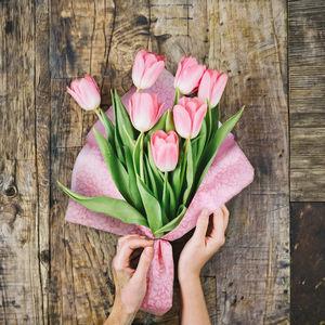 Non Woven Wrapping of Cowberry Rolls 3D <b>Leaves</b> Emboss Printed 11 Colors 75cm(W) x 10m(L) - Product Image 1