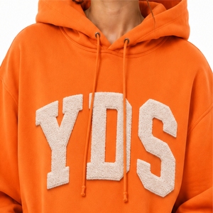 Sweat à capuche pour femme, style de vie urbain • Vêtement décontracté avec cordon de serrage pour des activités de plein air confortables, mode quotidienne - Product Image 4