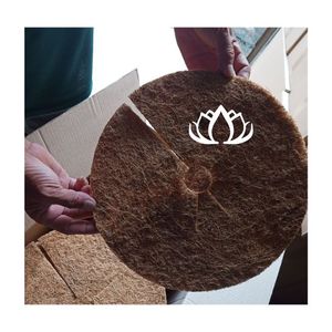 PRÊT À EXPÉDIER Disque en fibre de coco 2026 pour l'isolation des racines et la rétention d'eau, idéal pour les pots et la croissance des semis - Product Image 1