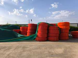 Tuyau en PEHD à double paroi ondulée (DWC) pour la protection des câbles souterrains, le drainage et les applications d'assainissement - Product Image 2