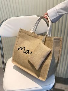 Useful Portable Jute <b>Tote</b> <b>Bag</b> with <b>Zipper</b> Closure Durable Jute Design for Convenient Storage & Comfortable Handling - Product Image 6