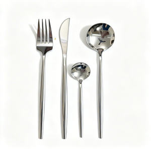 Juego de Cubiertos de Alta Gama con Acabado de Cobre, Cubiertos Metálicos Duraderos para Bodas y Hoteles, Cubiertos Decorativos para Mesa - Product Image 5