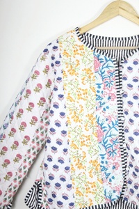 Nouvelle arrivée Veste matelassée Boho pour femmes Manteaux patchwork faits à la main avec rembourrage en coton Long Style indien - Product Image 3