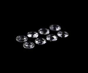 OM GEMS - 8 Diamantes de Laboratorio con Corte Redondo Rosa de 2.51 CT y 5.0 MM, Color D, Certificación IGI, Perforados con Láser para Pendientes - Product Image 4