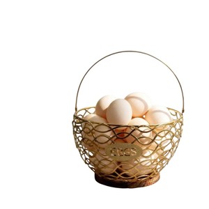 Support à œufs en spirale en métal fait main, distributeur d'œufs, organiseur gain de place pour œufs frais, pour la cuisine et la décoration de ferme - Product Image 4