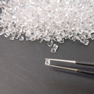 Topacio Blanco Natural de 2.5MM, Corte Princesa Cuadrado, Gemas Sueltas de la Mejor Calidad para Joyería - Product Image 1
