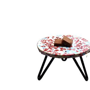 Support à gâteau en bois avec mélange de couleurs uniques en résine époxy, pieds en métal, rehausseur de dessert pour les célébrations, le service de thé et les fêtes élégantes - Product Image 5