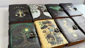 Carnet de notes en cuir PU écologique imprimé, avec papier vieilli à bords festonnés, style ange, fermeture en laiton, cadeau de papeterie - Product Image 5