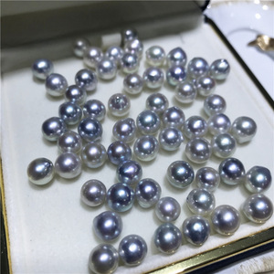 Perles de mer Akoya naturelles de 7-8 mm, semi-baroques, grises avec une forte luminosité, légères imperfections, perles nues en lin véritable - Product Image 4