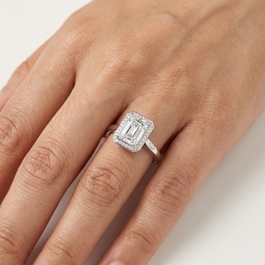Bague de fiançailles DIFF de luxe avec diamant de laboratoire taille émeraude de 2,00 ct et halo, en platine massif PT950, bijoux fins, vente en gros - Product Image 4