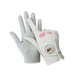 Gants de golf de qualité supérieure avec sangles réglables, fabriqués au Pakistan, taille personnalisée, en peau de mouton. - Product Image 2