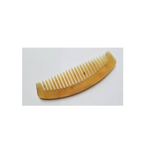 Peigne en corne de buffle de haute qualité pour femme et homme, usage professionnel en salon, meilleur design, qualité supérieure, peigne à cheveux en corne naturelle, peigne à cheveux en corne très vendu - Product Image 2