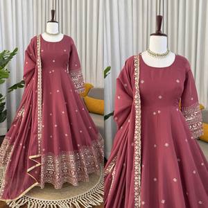 Vestido premium de hilo de seda Mul Chanderi con lentejuelas, pantalón con forro de microalgodón, dupatta elástica, conjunto de ropa étnica para mujer - Product Image 5