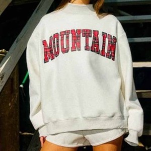 Sudadera de Cuello Redondo Extra Grande con Diseño Personalizado, Color Durazno, con Estampado de Letras Blancas, Corte Regular, Tejida, 100% Algodón, Unisex - Product Image 5