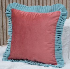 Pink Velvet Cushion Cover Wholesale Hot Selling <b>Throw</b> <b>Pillow</b> Case for Sofa Bed Home Decor Luxury Home Textiles Supplier - Product Image 3