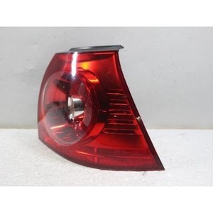 Feu arrière droit de golf d'occasion OEM 1K6945096AA - Product Image 4