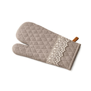 Gant de four matelassé en coton résistant à la chaleur, lavable, pour la cuisine et la pâtisserie, avec bordure en dentelle, compatible lave-vaisselle - Product Image 6