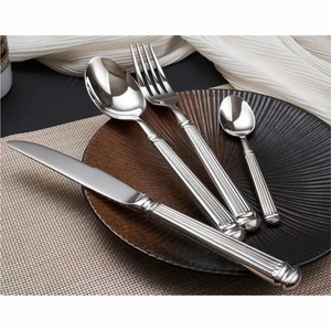 Juego de Cubiertos de Lujo en Oro Mate, Juego de Cubiertos de Acero Inoxidable 18/10, Vajilla Moderna para Bodas, Juego de Cuchara, Tenedor y Cuchillo en Oro Espejo - Product Image 5