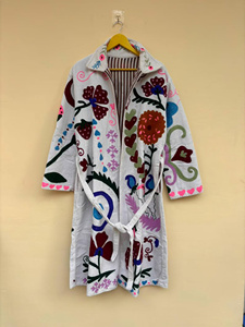 Chaqueta Blusón de Terciopelo Bordado para Mujer, 100% Algodón, Relleno con Patrón Floral, Reversible, Cuello en V, Manga Larga, Ropa de Invierno Elegante - Product Image 2