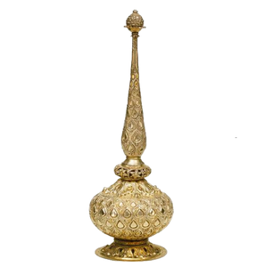 Aspersorio dorado ornamentado con pequeños detalles de gemas rojas en el borde y el pedestal para iglesia, templo, rituales, al por mayor - Product Image 2