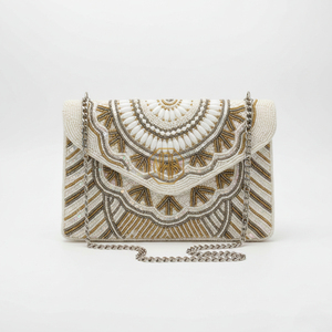 Pochette pour femme faite à la main, style bohème, perlée, qualité export, broderie vintage, pour soirée, maquillage, avec double sangle et doublure en satin - Product Image 3