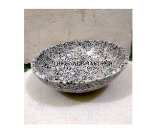 Bol en résine au design élégant, bol en époxy, saladier en résine, bol de service en époxy, saladier en résine époxy à prix très abordable - Product Image 1