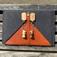 Porte-clés personnalisé en bois en forme de pièce d'échecs, fait main, écologique, minimaliste, cadeau pour joueur, logo personnalisé pour anniversaire/mariage/maison