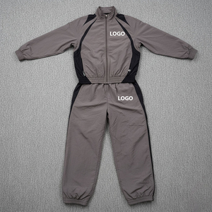 Ensemble de survêtement gris pour homme, fermeture à cordon de serrage sur toute la longueur, respirant, polyester/nylon, style vintage, design sportif d'hiver, adulte - Product Image 1